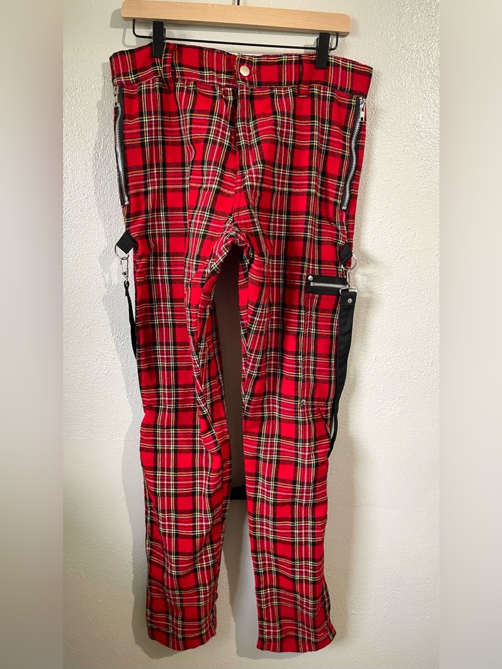 Darkrock Red Tartan Plaid Punk Bondage Pants 32 Waist Goth Grunge Zipper Strap